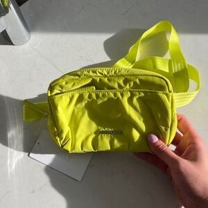 athleta crossbody belt bag